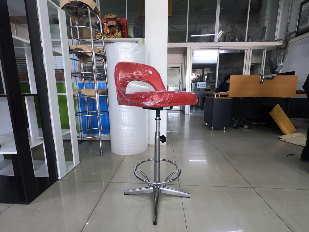 92025::CR-610::An Asahi CR-610 series stool with metal base, providing adjustable locked-screw extension. 3-year warranty for the frame of a chair under normal application and 1-year warranty for the plastic base and accessories. Dimension (WxSL) cm : 45x67. Available in 3 seat styles: PVC Leather, PU Leather and Cotton.