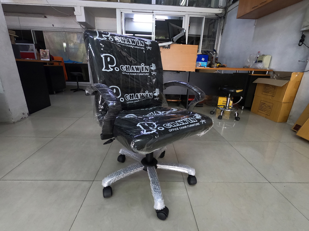 41050::SK009-CC::A Chawin office chair with PVC leather seat, tilting backrest and gas-lift adjustable. Dimension (WxDxH) cm : 60x54x95