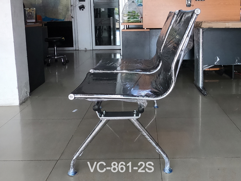 27080::VC-861::A VC row chair for 2-4 perons with chrome plated base. Dimension (WxDxH) cm : 59x59x106