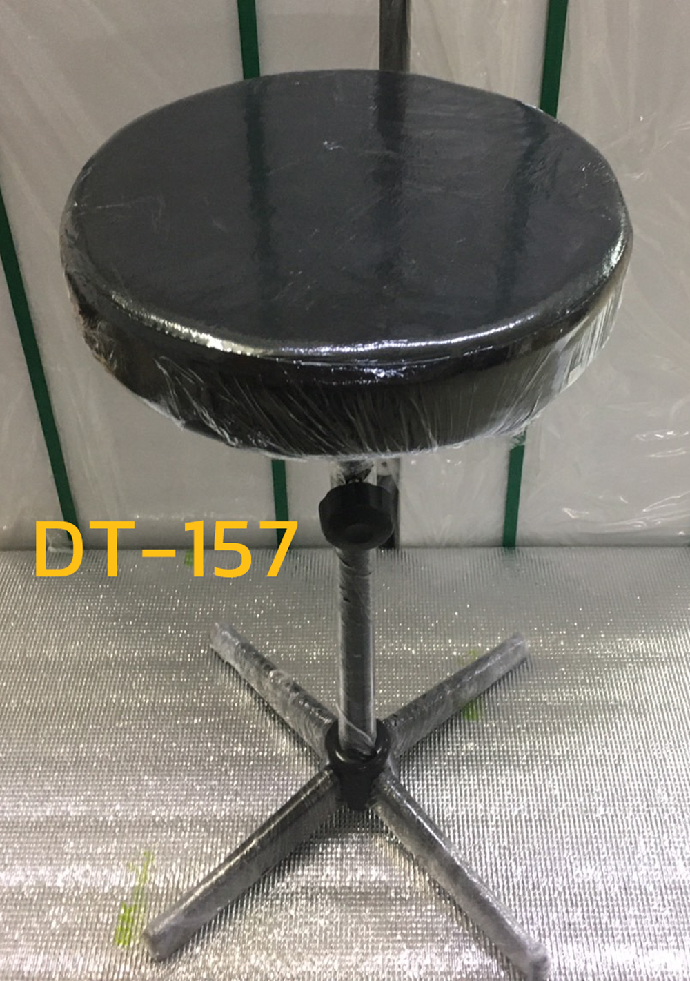 94016::DT-157::A VC bar stool with PVC leather seat and black painted base. Dimension (WxDxH) cm : 33x33x62